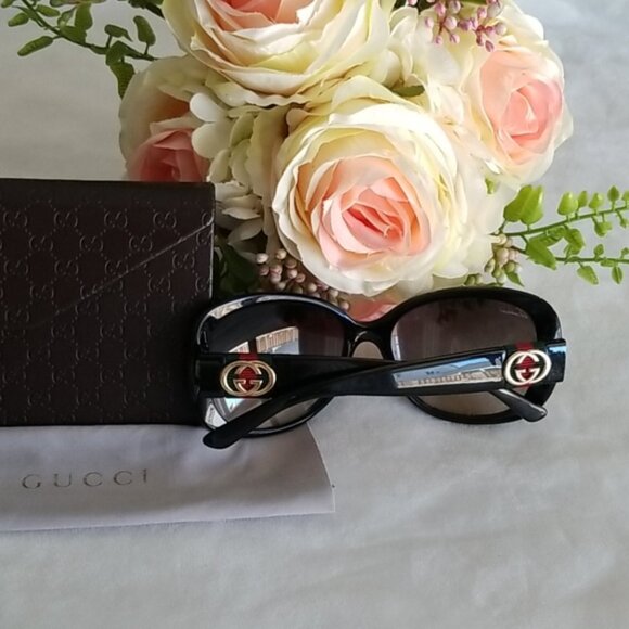 Authentic Gucci sunglasses - Picture 1 of 8